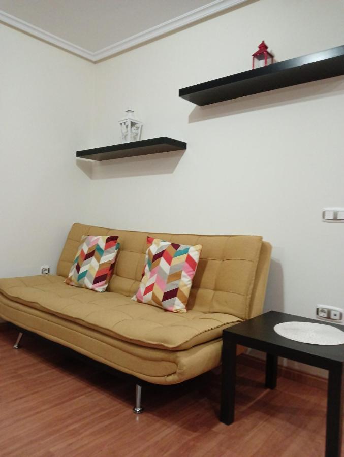 Apartamentos Chevere Rojo-Huca โอเบียโด ภายนอก รูปภาพ