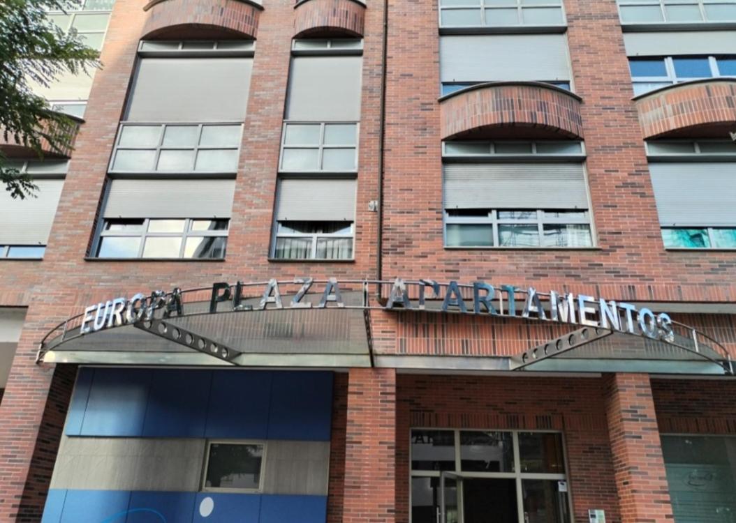 Apartamentos Chevere Rojo-Huca โอเบียโด ภายนอก รูปภาพ