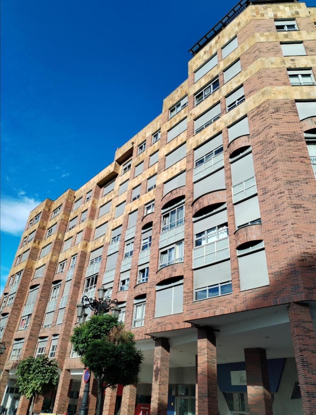 Apartamentos Chevere Rojo-Huca โอเบียโด ภายนอก รูปภาพ